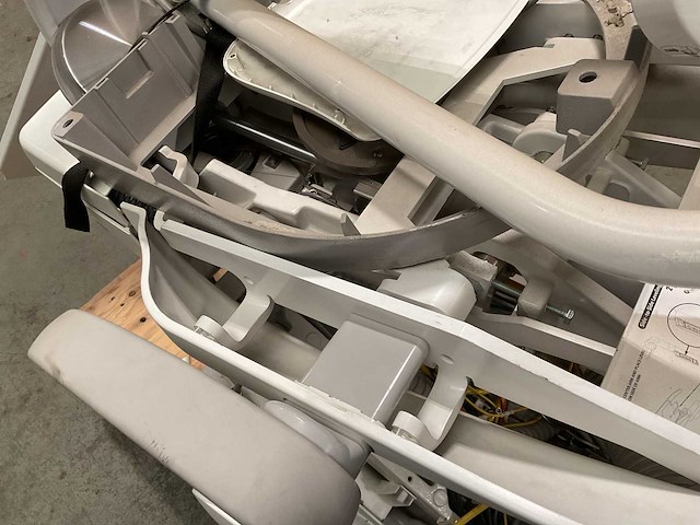 Adec verschillende onderdelen - afbeelding 6 van  9