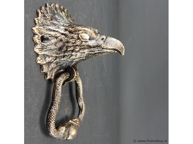 Adelaarshoofd als deurklopper - afbeelding 4 van  5