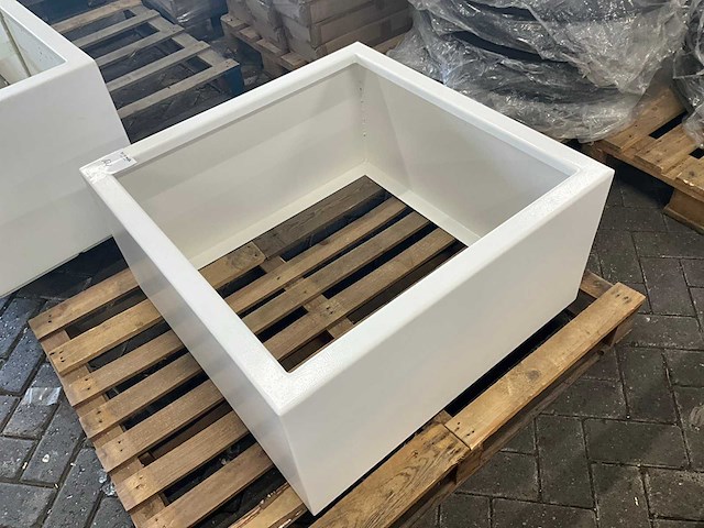 Adezz aluminium plantenbak - afbeelding 1 van  1