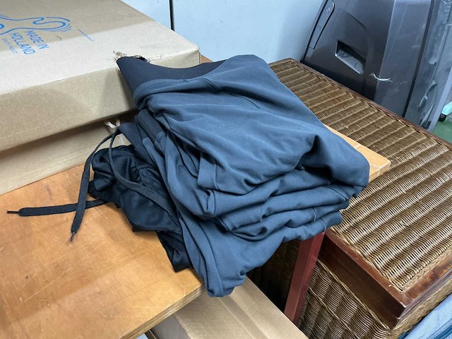 Adidas sportbroek (6x) - afbeelding 3 van  3