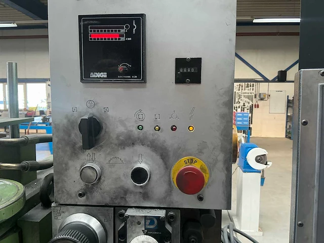 Adige sc 425 halfautomatische onderloop afkortcirkelzaagmachine - afbeelding 19 van  19