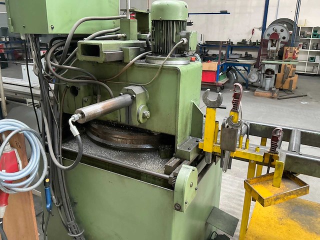 Adige sc 425 halfautomatische onderloop afkortcirkelzaagmachine - afbeelding 10 van  19