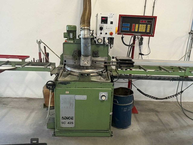Adige sc425 halfautomatische onderloop afkortzaagmachine - afbeelding 1 van  14