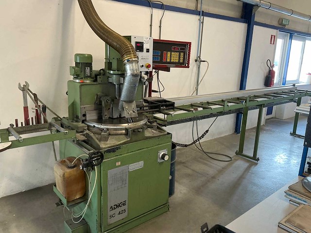Adige sc425 halfautomatische onderloop afkortzaagmachine - afbeelding 7 van  14