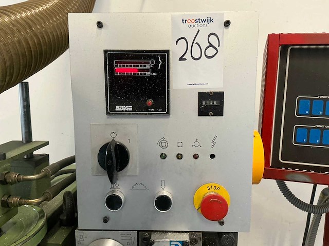 Adige sc425 halfautomatische onderloop afkortzaagmachine - afbeelding 9 van  14