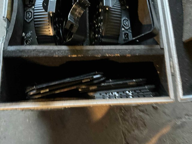 Adj hex12p led-par (8x) - afbeelding 6 van  6