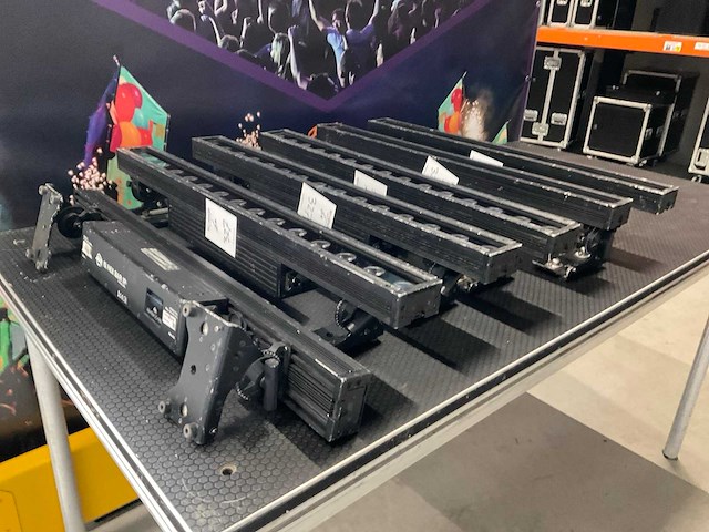Adj i5 hex bar ip led bar (6x) - afbeelding 1 van  5