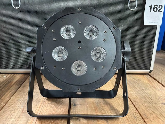 Adj tripar profile plus led-par (4x) - afbeelding 1 van  5