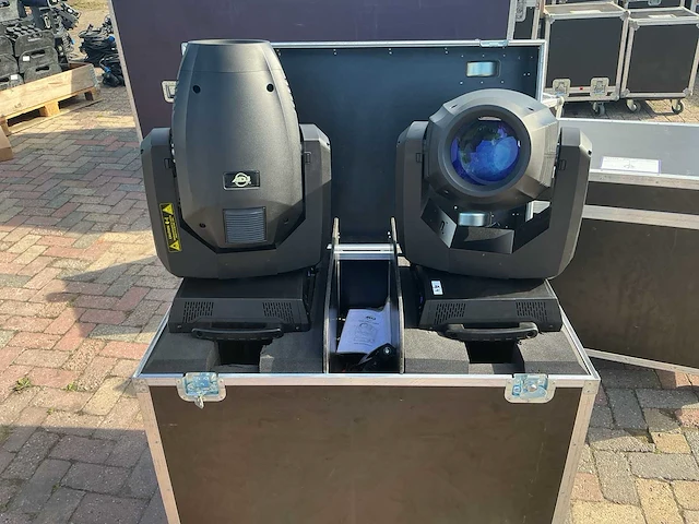 Adj vizi cmy 16rx moving head (2x) - afbeelding 1 van  7