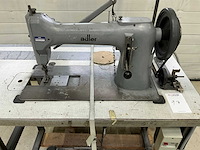 Adler 104-2 naaimachine - afbeelding 1 van  3