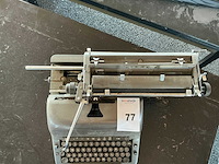 Adler typemachine - afbeelding 5 van  6