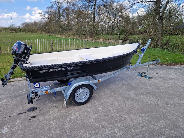Admiral 360 sloep - afbeelding 1 van  27