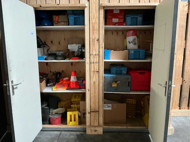 Adr koffer, pbm en divers - afbeelding 1 van  29