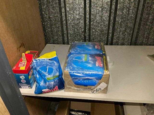 Adr koffer, pbm en divers - afbeelding 16 van  29