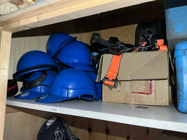 Adr koffer, pbm en divers - afbeelding 23 van  29