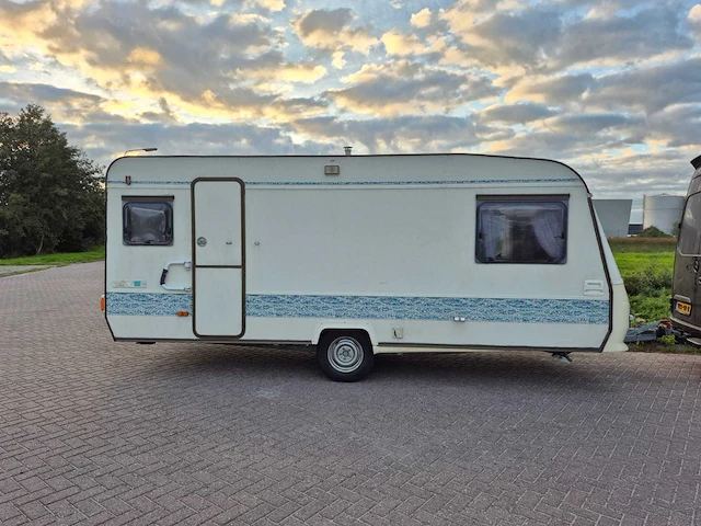 Adria - 5206lh - caravan - afbeelding 33 van  36