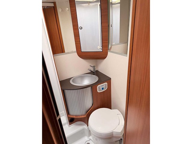 Adria - matrix m 680sp - 2017 - camper - afbeelding 18 van  18