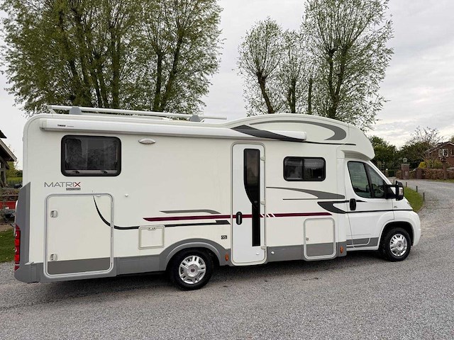 Adria - matrix m 680sp - 2017 - camper - afbeelding 1 van  18