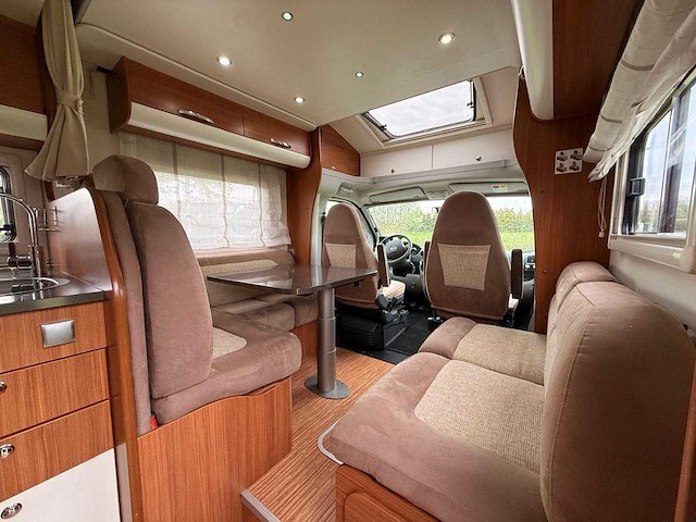 Adria - matrix m 680sp - 2017 - camper - afbeelding 16 van  18