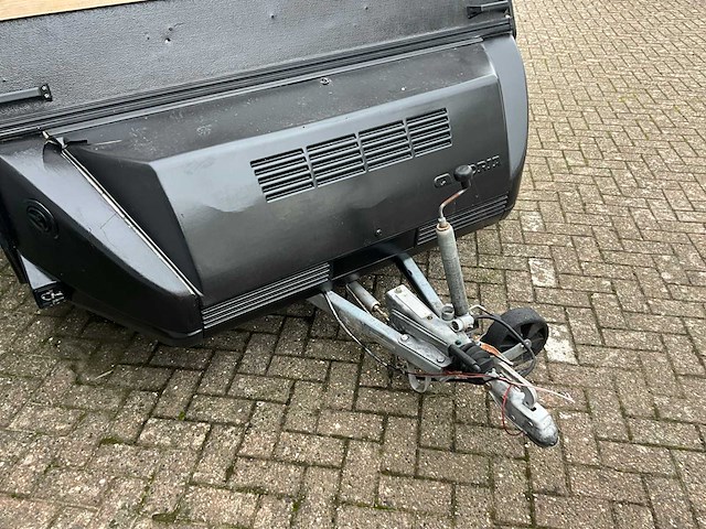 Adria foodtrailer - afbeelding 5 van  15