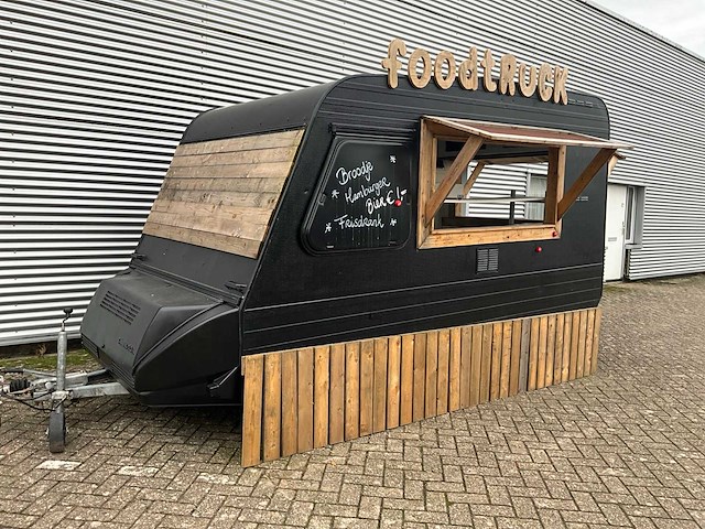 Adria foodtrailer - afbeelding 8 van  15