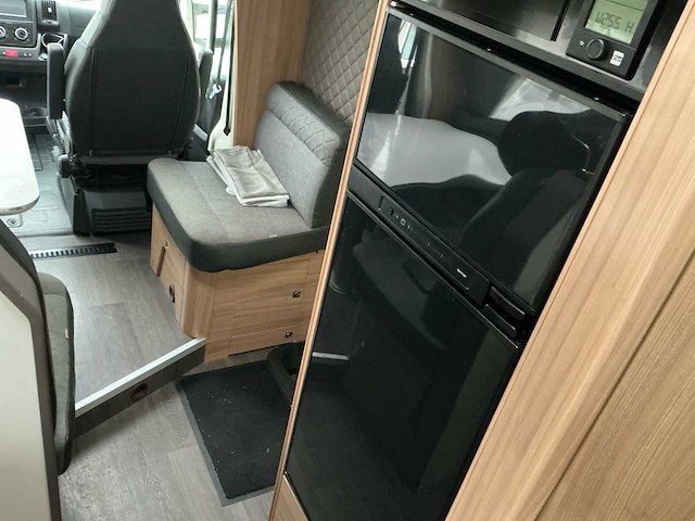 Adria matrix 670 sl camper met complete inventaris - afbeelding 20 van  69