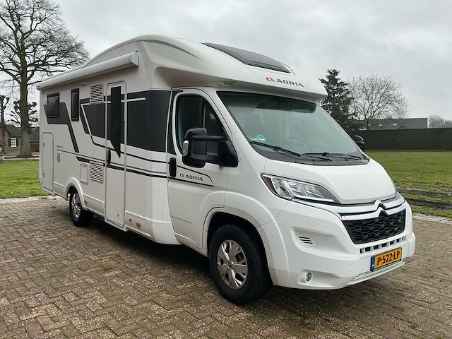 Adria matrix 670 sl camper met complete inventaris - afbeelding 15 van  69