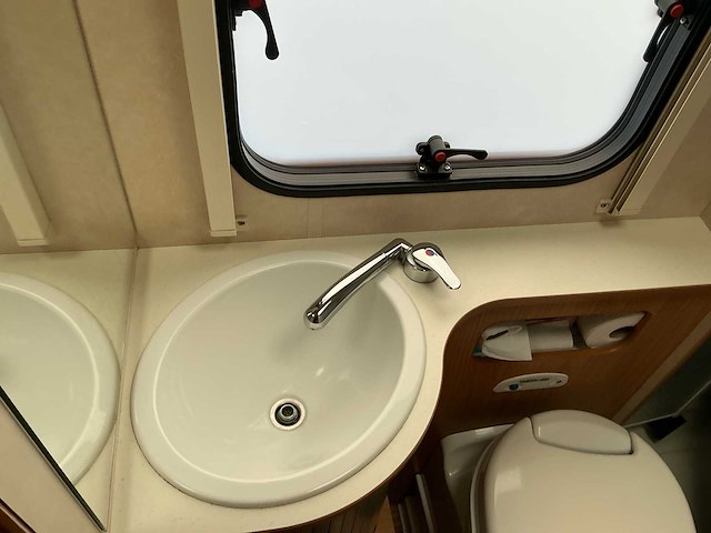 Adria mobil ducato camper - afbeelding 19 van  50
