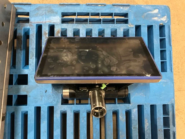Ads tec dvg-mmt8017 industriële touchscreen pc en rvs kast - afbeelding 3 van  9