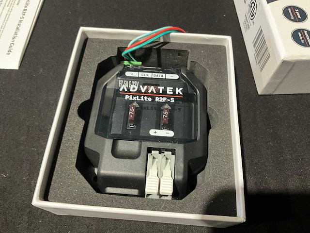Advatek pixlite r2f-s led controle unit ontvanger (3x) - afbeelding 1 van  2