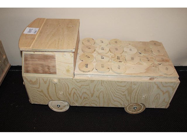 Advent bus afm. 87 x 36 x 50 cm. - afbeelding 1 van  2