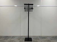 Ae - garderobe standaard