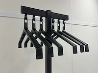 Ae - garderobe standaard - afbeelding 3 van  6