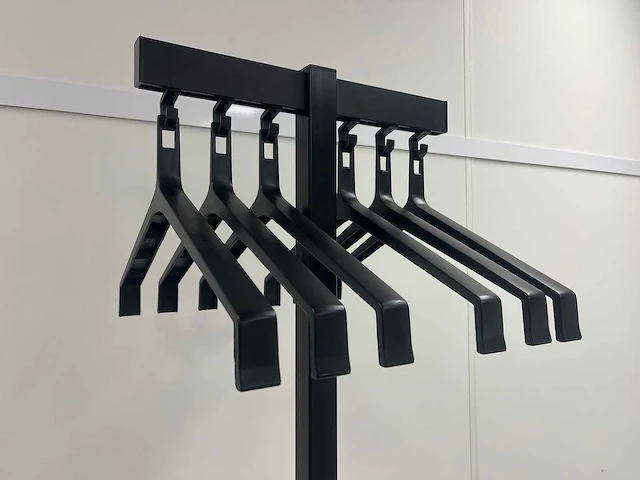 Ae - garderobe standaard - afbeelding 3 van  6