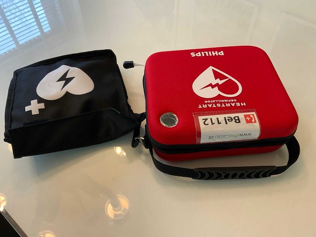 Aed defibrillator - afbeelding 6 van  8