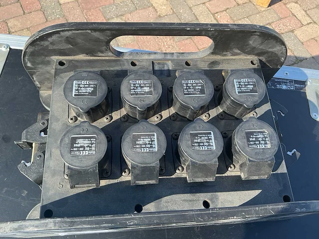 Aed harting 16 breakout box power 230v (6x) - afbeelding 3 van  4