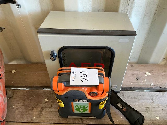 Aed set - afbeelding 2 van  2