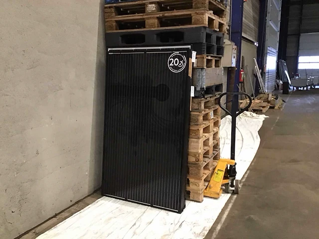 Aeg 310 fb zonnepaneel - afbeelding 1 van  1