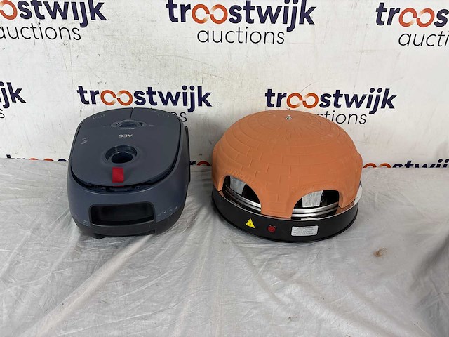 Aeg ab61a4db – stofzuiger met zak | emerio pizzarette origineel – 6-persoons pizza-oven - afbeelding 1 van  1