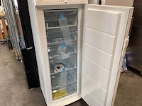 Aeg ac45390 vriezer - afbeelding 3 van  3