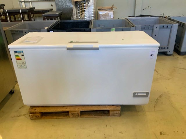 Aeg arctis ahb93331lw vrieskist - afbeelding 2 van  6