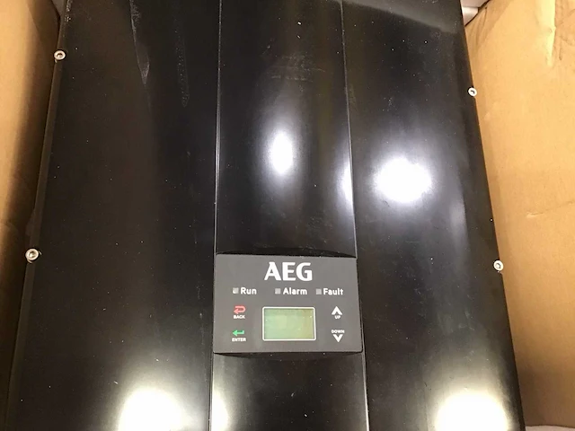 Aeg as-ic01-8000-2 omvormer - afbeelding 1 van  2