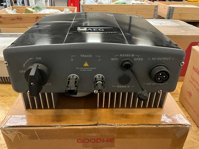 Aeg as-ir01-2000 omvormer - afbeelding 2 van  5