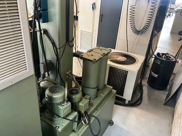 Aeg-elotherm elbomat 111s zinkvonkmachine - afbeelding 23 van  26