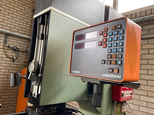 Aeg-elotherm elbomat 222s draadvonk- en erodeermachine - afbeelding 8 van  26