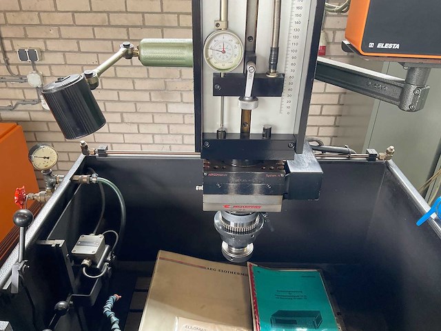 Aeg-elotherm elbomat 222s draadvonk- en erodeermachine - afbeelding 22 van  26