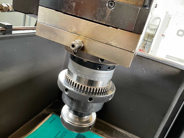 Aeg-elotherm elbomat 222s draadvonk- en erodeermachine - afbeelding 24 van  26