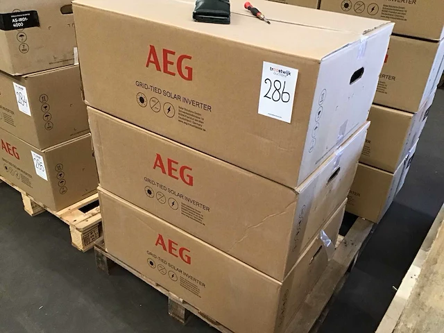 Aeg ic01- 5000-2 omvormer - afbeelding 1 van  1