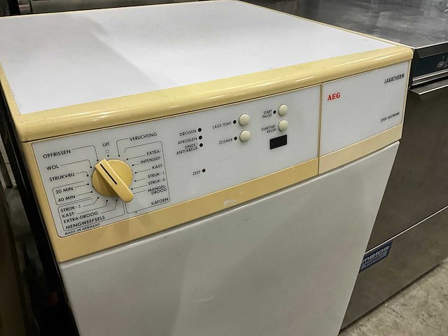Aeg lavatherm 37520 wasdroger - afbeelding 3 van  5