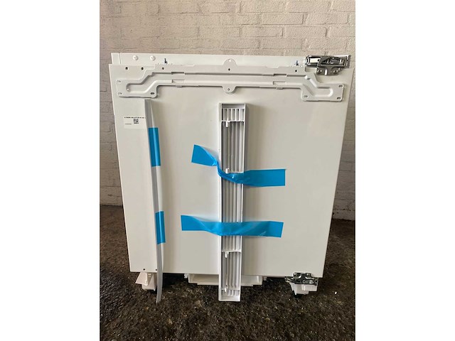 Aeg osf6i82ef combi-koelkast ingebouwd 111 l - afbeelding 1 van  2
